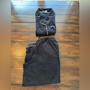 Black Short Sleeved  Pajama Set with Pink  Trim- Size L